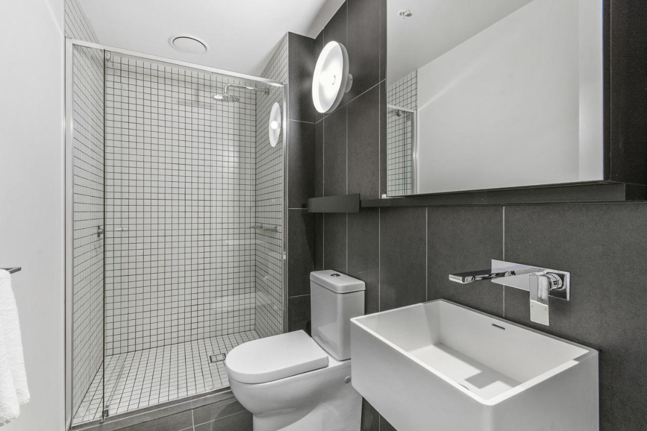 Serviced Apartments Melbourne - Empire Eksteriør bilde